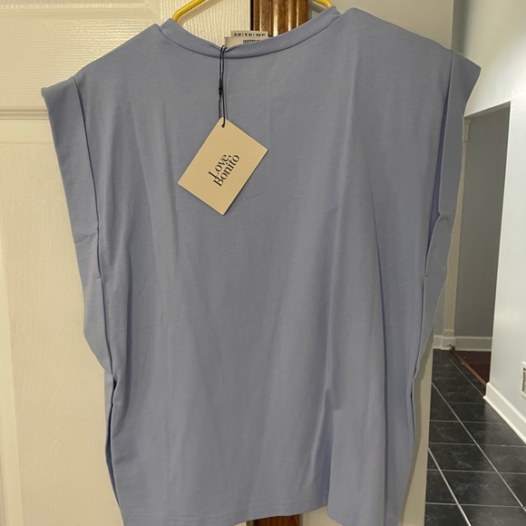 Shirt - Picture 2 of 7